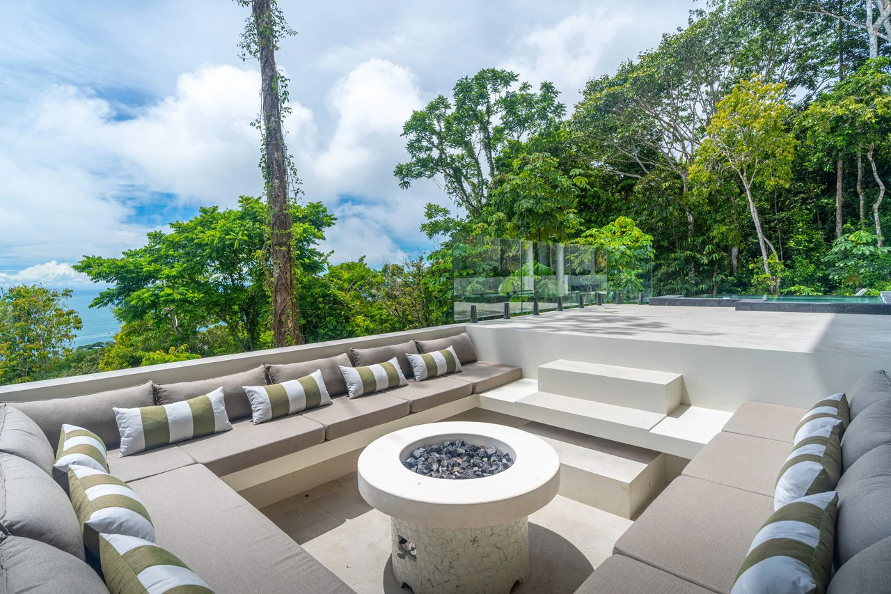 Acqua Blu: Mountain House For Sale in Escaleras - Gallery image 81