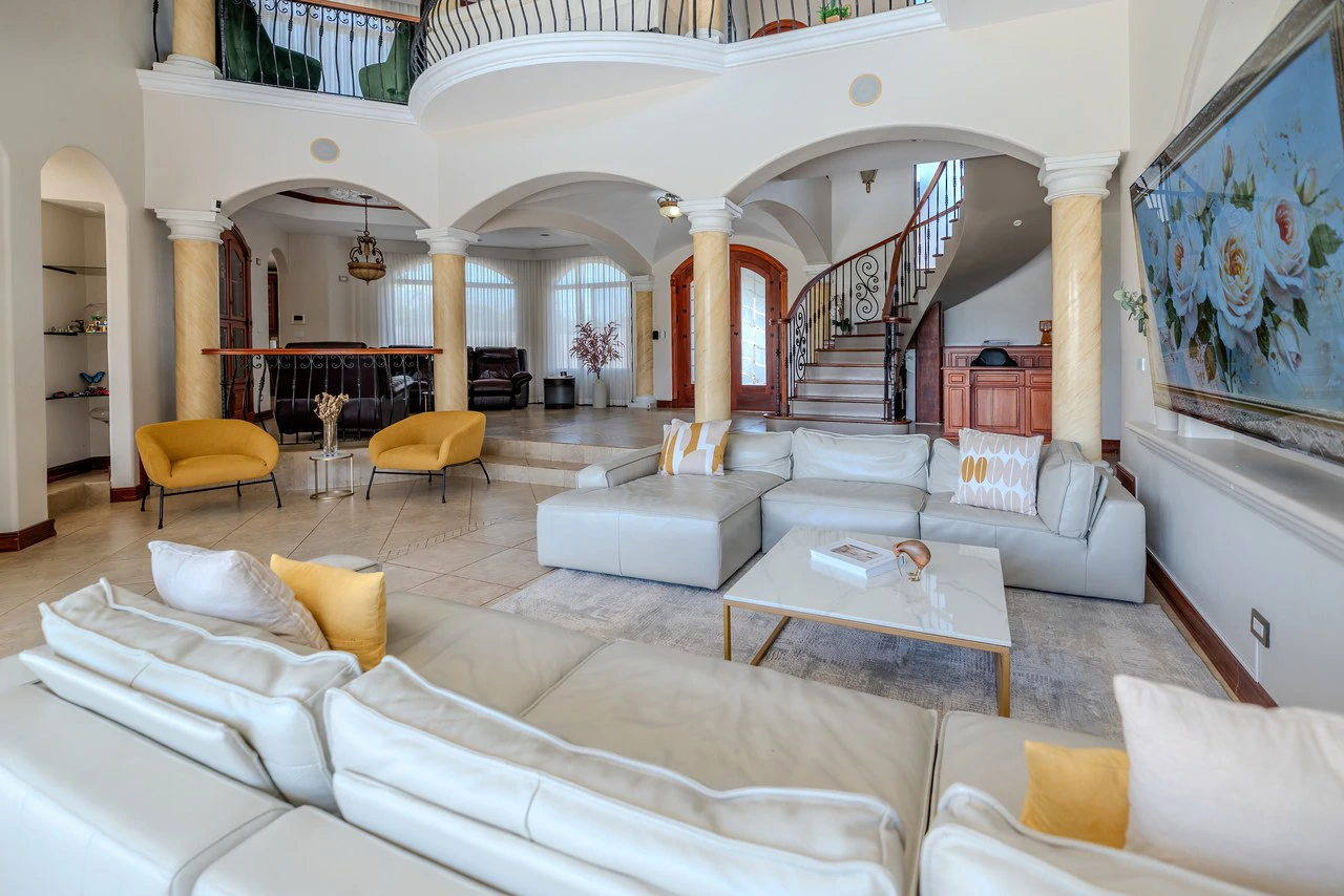 Luxury Home with Pool, Bar Area & Resort-Level Amenities | 6 br, 4.5 ba in Perez Zeledon - Gallery image 13