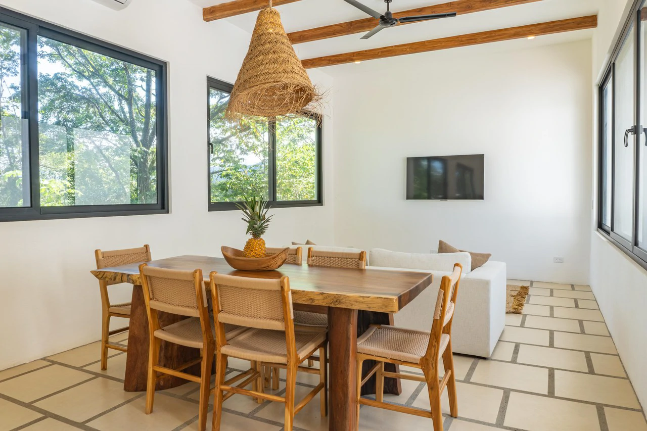 Villa Indy: Successful Mediterranean Style Airbnb - Gallery image 6