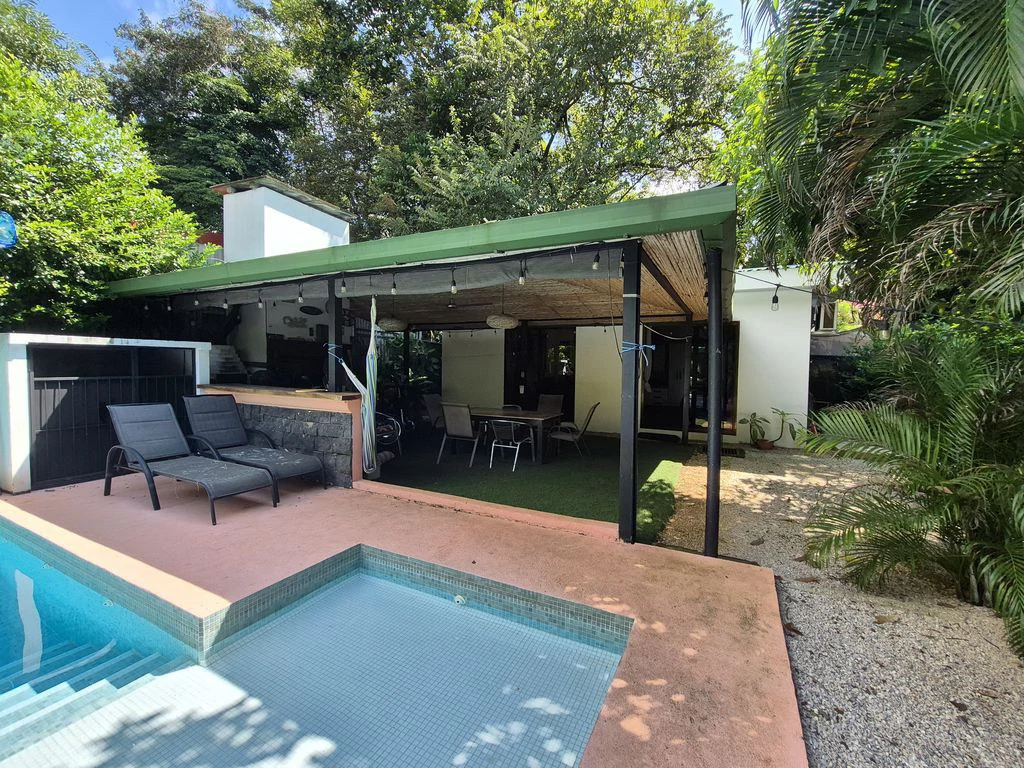 Casa Matteo: Family Comfort with Guest House and Pool, Just 5 Minutes from Carrillo Beach - Gallery image 13