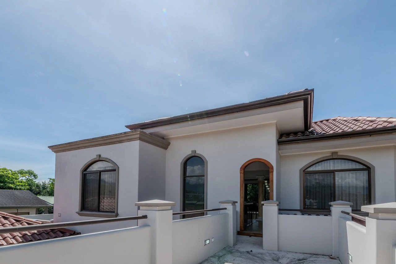 Luxury Home with Pool, Bar Area & Resort-Level Amenities | 6 br, 4.5 ba in Perez Zeledon - Gallery image 53