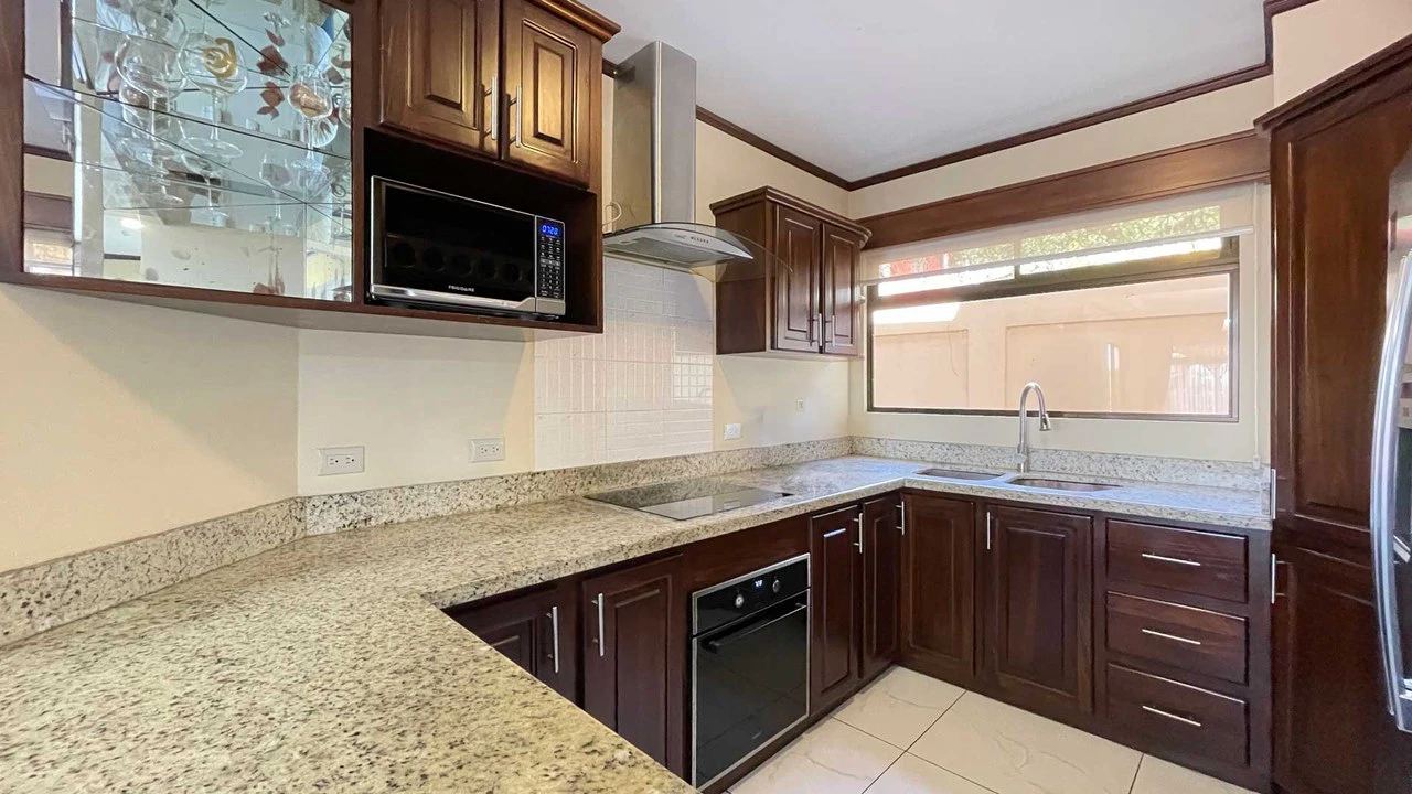 Home For Sale In San Ramón, Alajuela - Gallery image 5