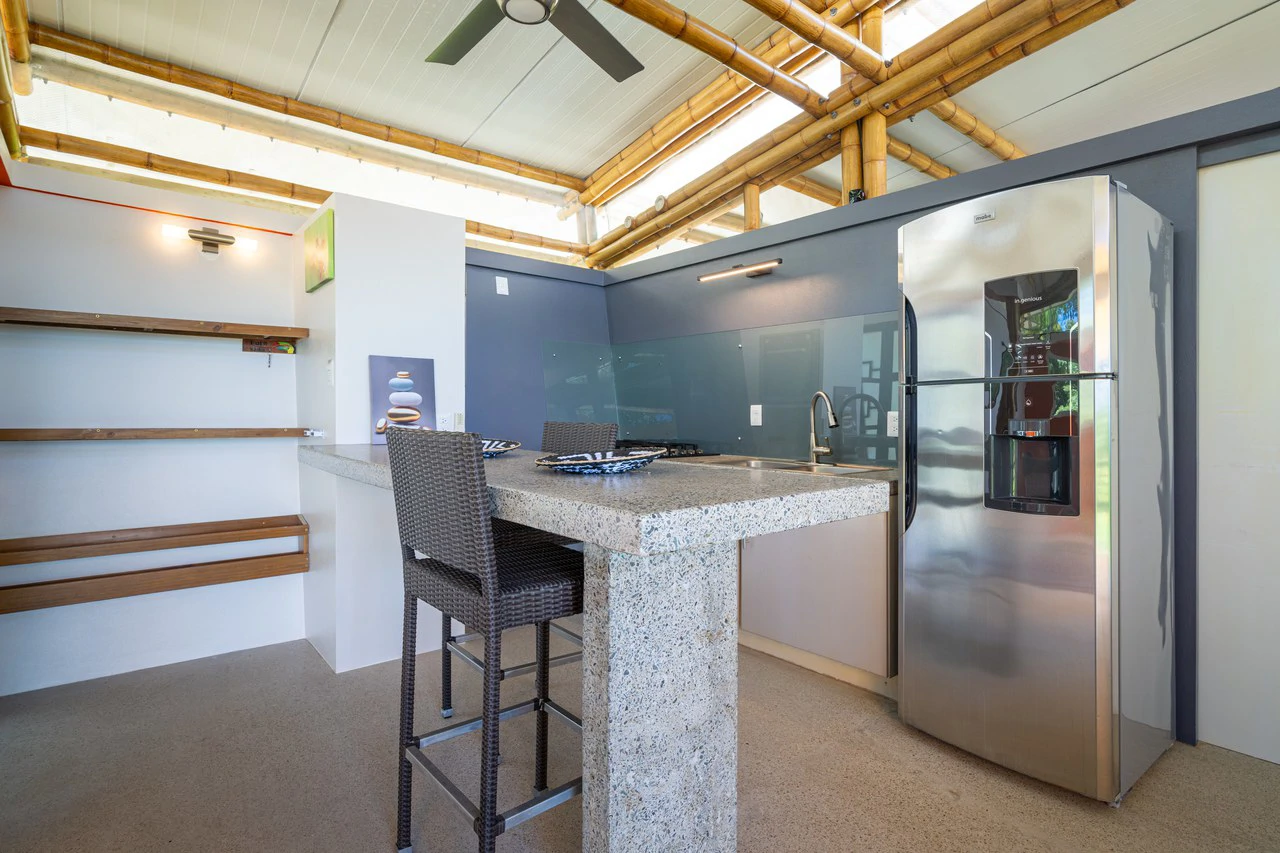 Casa Chiquita: Ocean View Retreat in the Heart of Ojochal – 3 Bed, 3 Bath with Pool, Fruit Trees & Prime Location - Gallery image 25