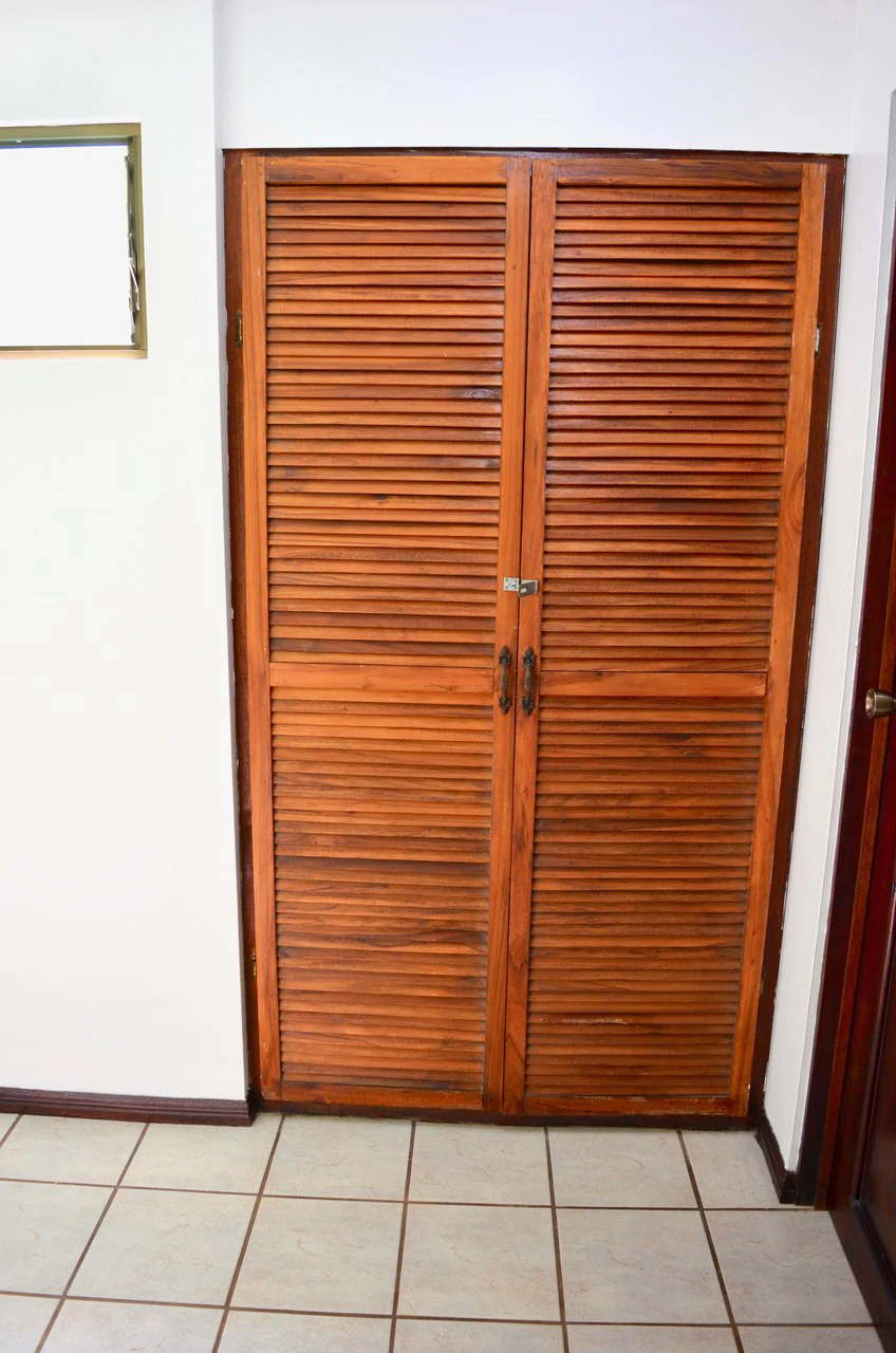 APARTMENTS BUILDING FOR SALE! ATTENTION INVESTORS! - Gallery image 20