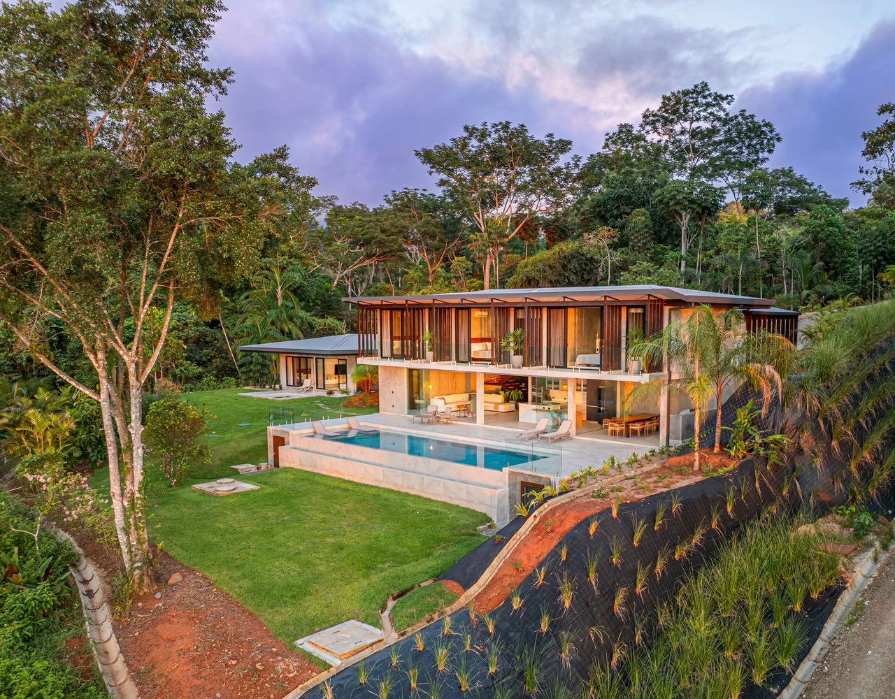 A True Estate Beyond Compare, Ocean Views For Miles: Mountain House For Sale in Uvita - Gallery image 30