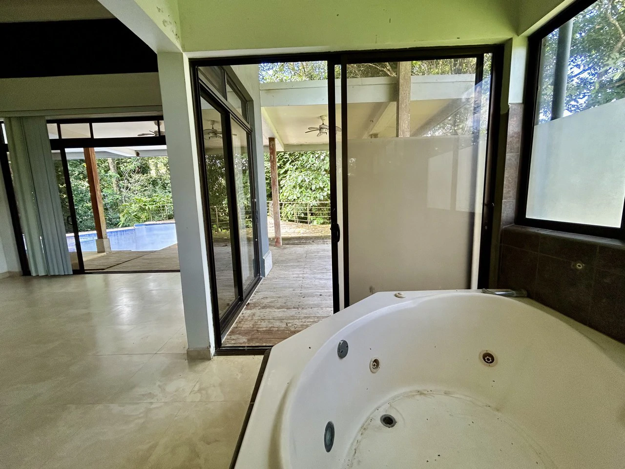 Fixer-Upper Home with an studio Office in Palmar Norte on a 7.58 Acres Property - Gallery image 43