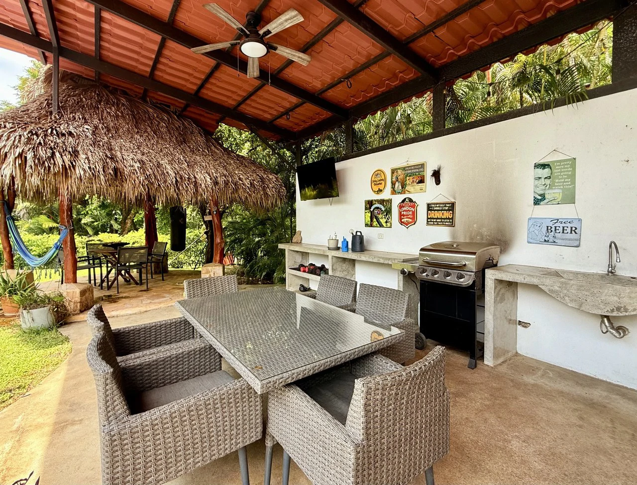 Tropical Villa 519: $629,950 USD Gated Los Delfines Golf & Country Club Beachfront Village. 5 min walk to Swimming beach in Bahia Ballena on the Southern Nicoya Penisula - Gallery image 26