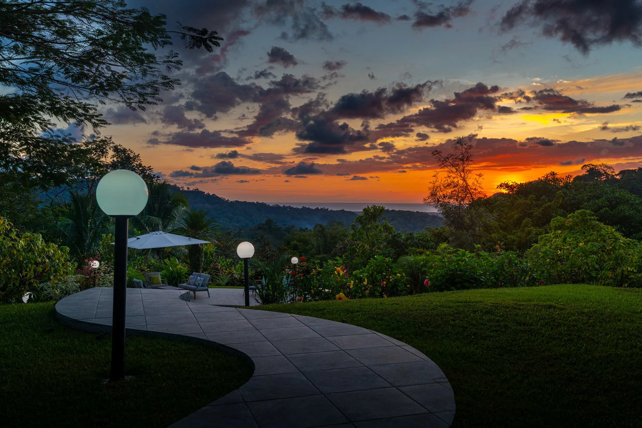 Villa Allamanda: Privacy Galore, Ocean, Jungle and Mountain Views - Gallery image 72