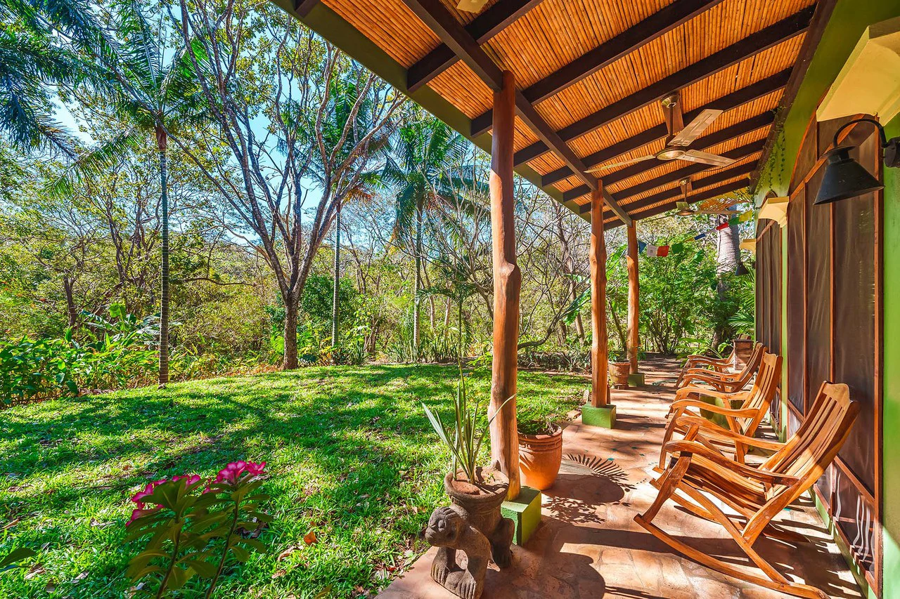 Casa Verde: Charming Family Home in Tierra Pacifica - Gallery image 8