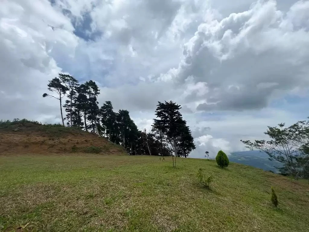 The lot with breathtaking views is for sale in San Ramon de Santiago - Gallery image 2