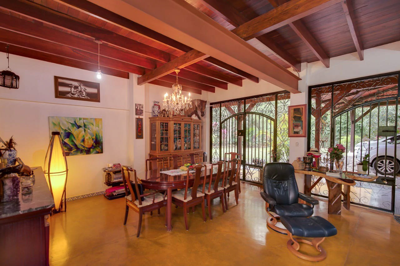 Finca Bambu: Unique Luxury Chalet, Guest house and Pool! - Gallery image 8