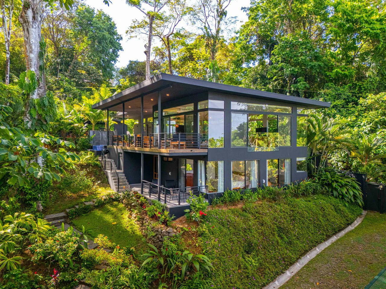 Escaleras Modern Elegance with Ocean Window Views and Jungle Tranquility, Dominical Costa Rica - Gallery image 5