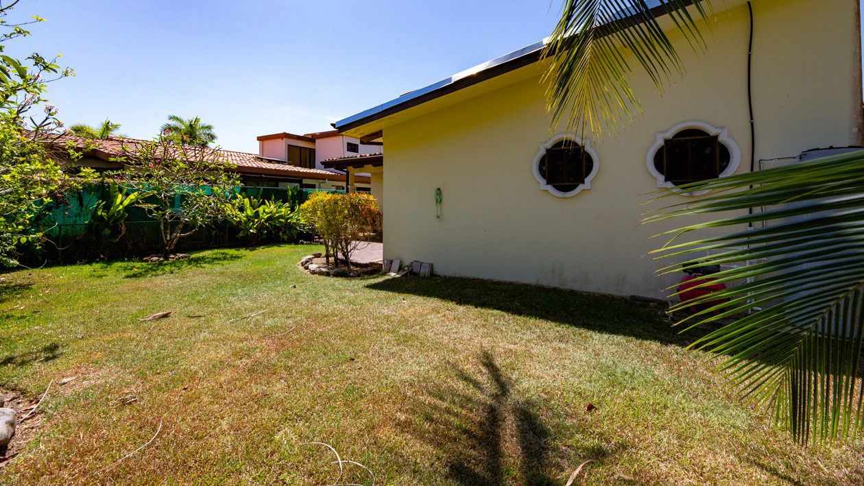 Casa Agustito in Bejcuo: Near the beach in highly sought after community! - Gallery image 10