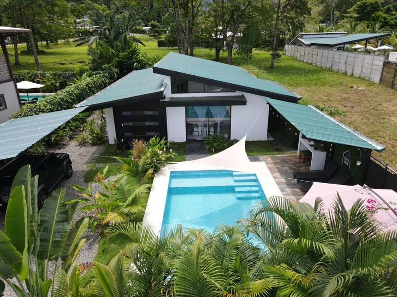 Butterfly Wings House 3 Bed 2 Bath Walking Distance To Town - Gallery image 44