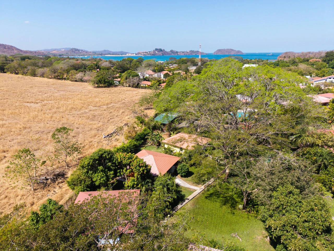Casa Elsa Villaggio II – Unit 406A: Tropical Condo Near Potrero Beaches - Gallery image 18