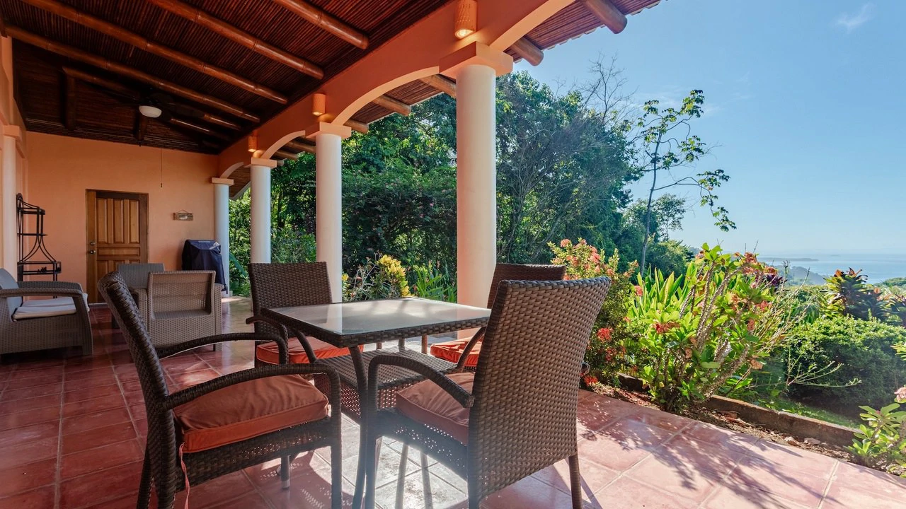 Whale's Tail Ocean View Estate with Extra Lot in Between Uvita and Dominical - Gallery image 58