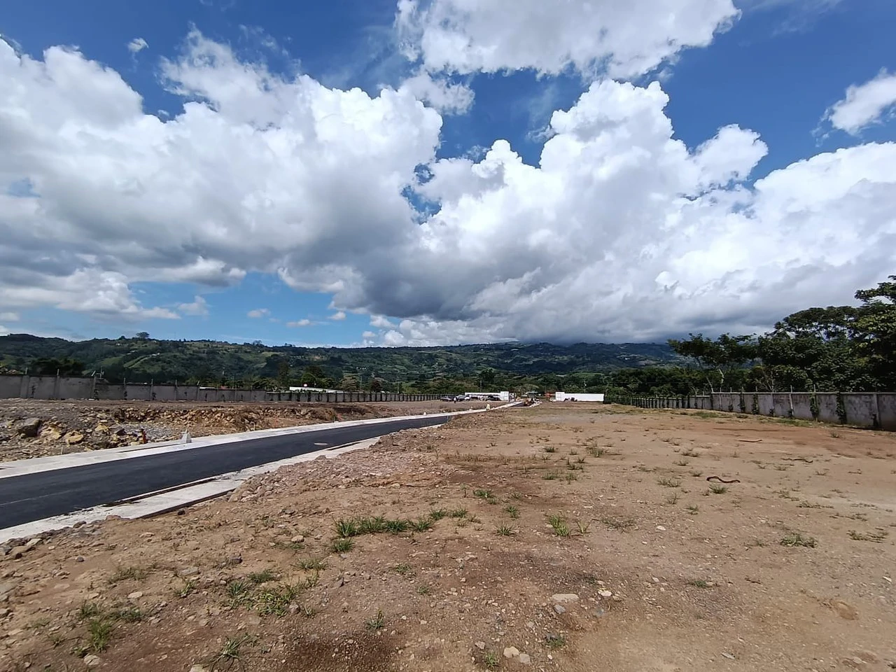 Mountains and lake view lot for sale Cachi Cartago Costa Rica - Gallery image 16