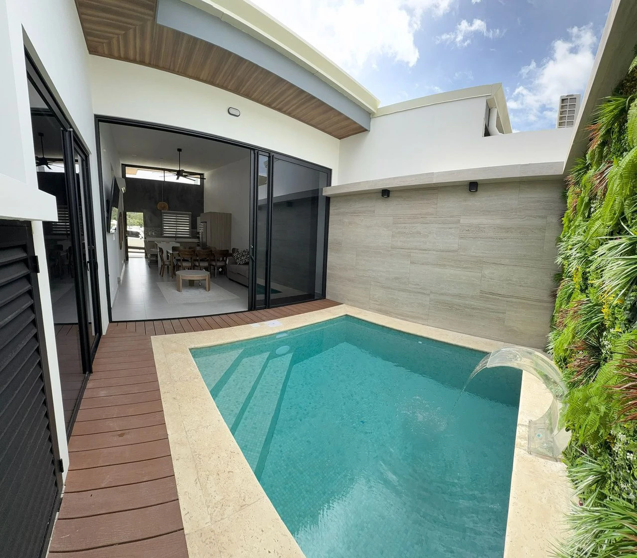 Modern Tropical Home. Playa Herradura: Near the Beach. Modern Tropical Home. Playa Herradura Costa Rica - Gallery image 7