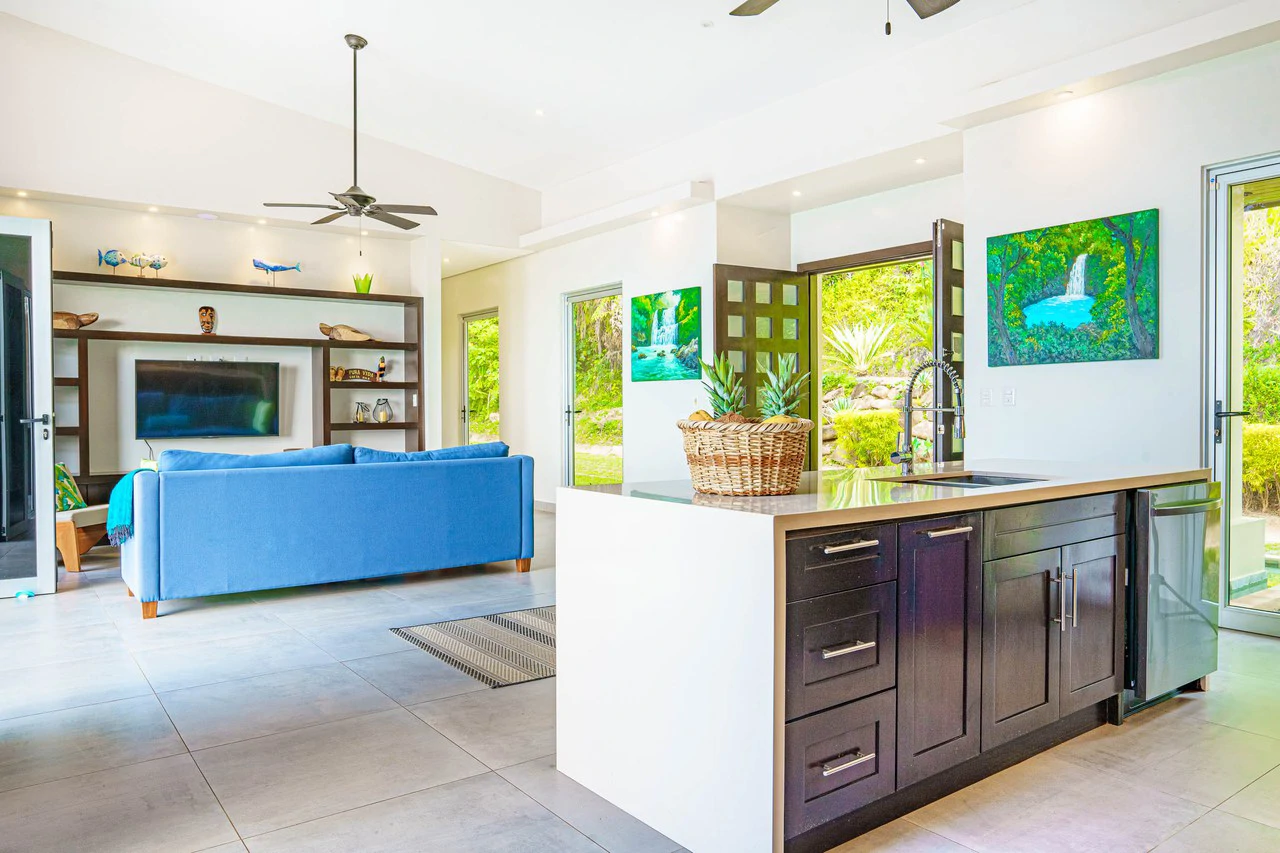 Villa La Luna Gated Estate, Mountainside Home and Whale Tail Views: Mountain House For Sale in Escaleras - Gallery image 24