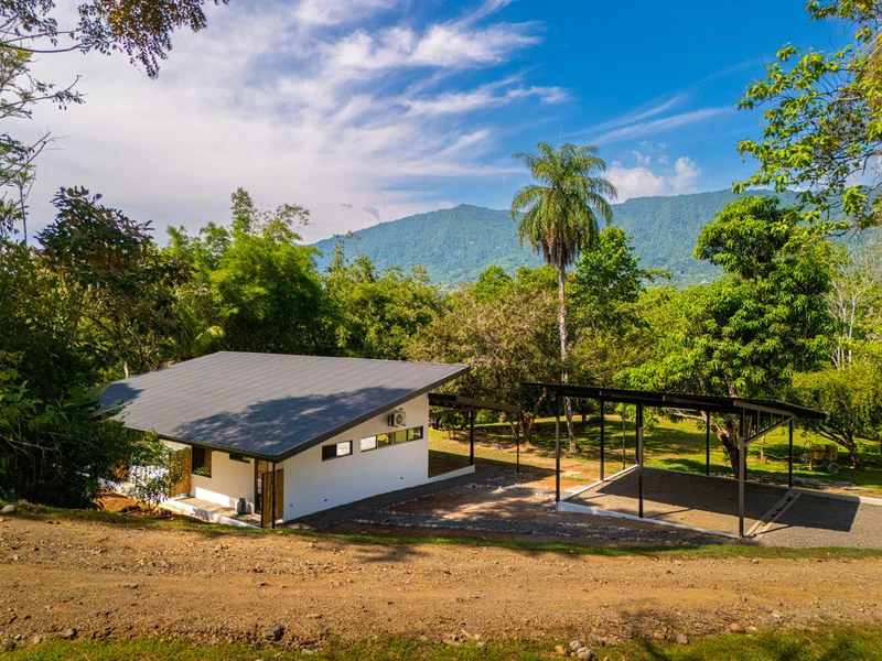 Ocean-View Oasis on Coveted Calle Perezoso - Gallery image 6