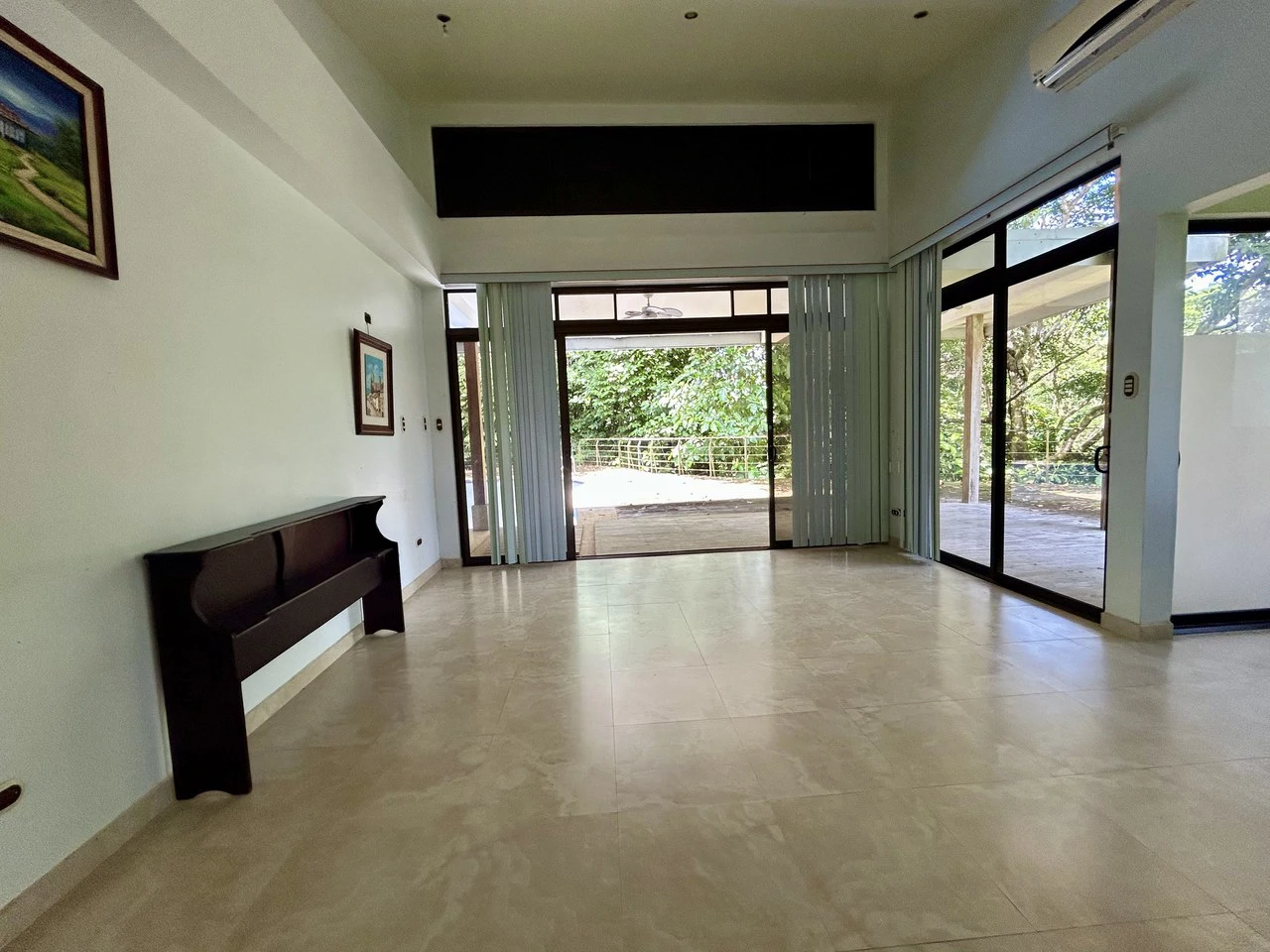 Fixer-Upper Home with an studio Office in Palmar Norte on a 7.58 Acres Property - Gallery image 36