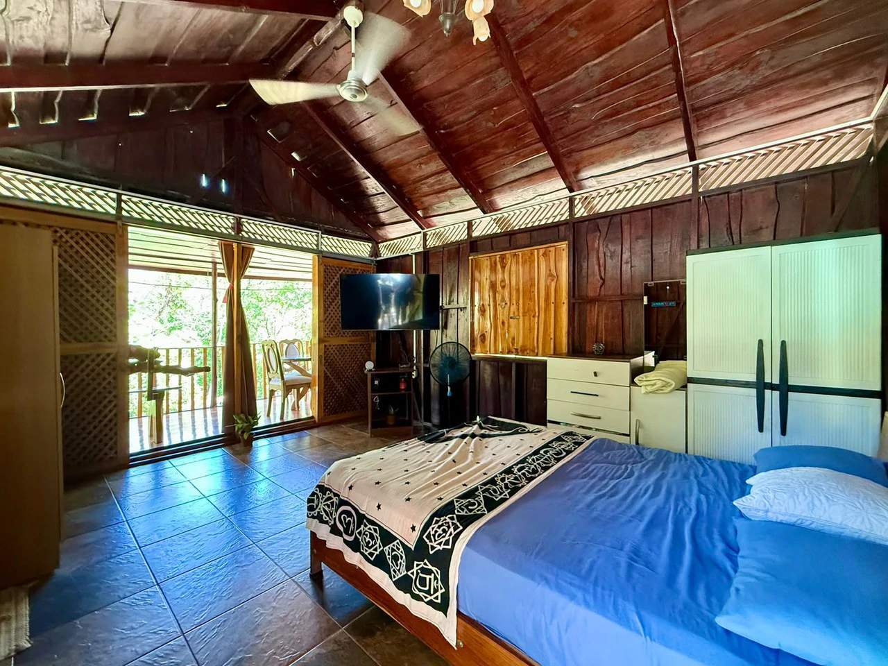 Cobano Jungle Lodge: Santa Fe de Cobano, Costa Rica  Tropical Home with Guest House,  Airbnb Potential & Jungle Privacy ONLY $249,000 USD! - Gallery image 26