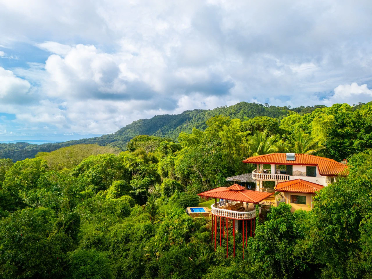 Mountain House For Sale in Escaleras - Gallery image 4