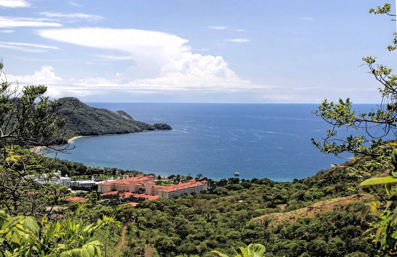 Ocean view property in the area of Guanacaste, great commercial opportunity near the Hotel Riu - Gallery image 2