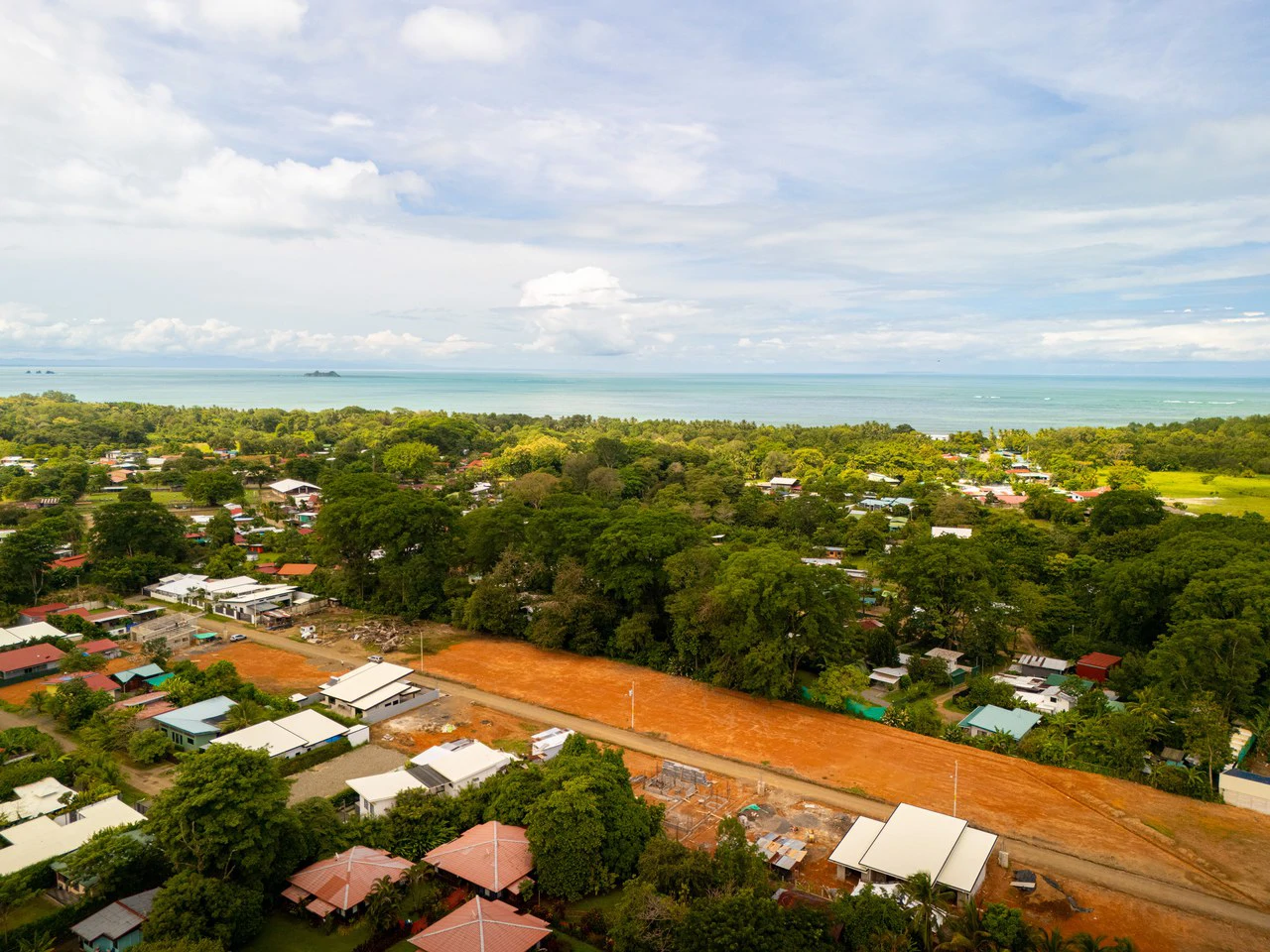 River Bend Estates, 3 Bedroom Masterpiece.: House For Sale in Uvita - Gallery image 8