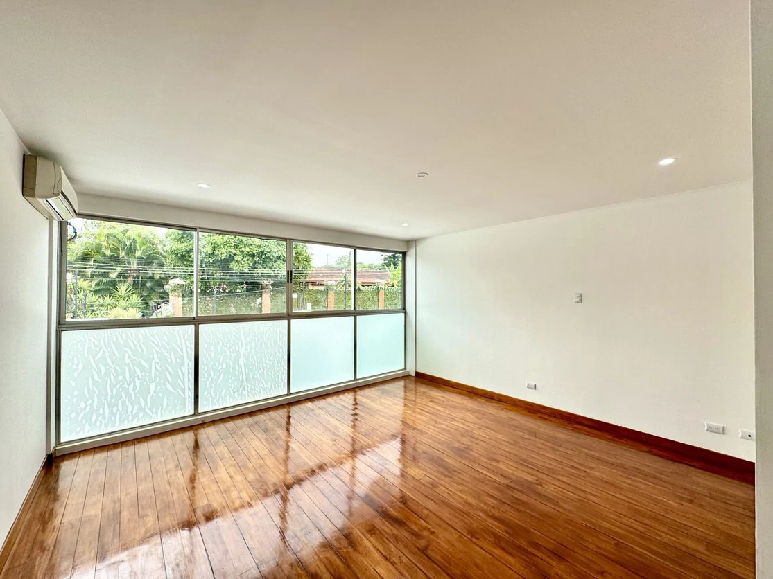 House For Sale in Bello Horizonte - Gallery image 30