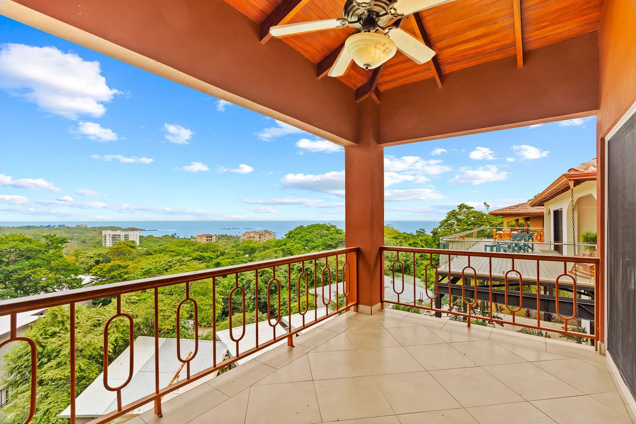 Casa Sunny: Ocean View Investment Opportunity in Tamarindo - Gallery image 23