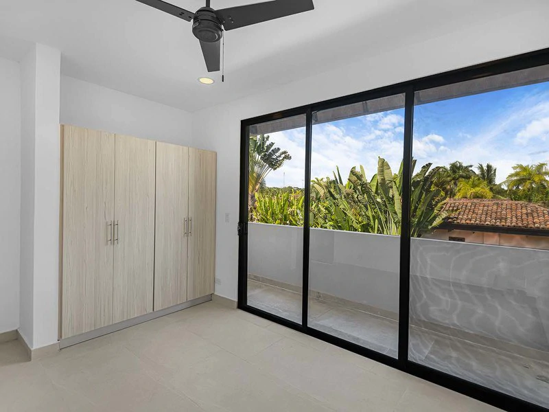 Modern Beachside Home with Office & Garage: Walking distance to the beach in a great community! - Gallery image 23