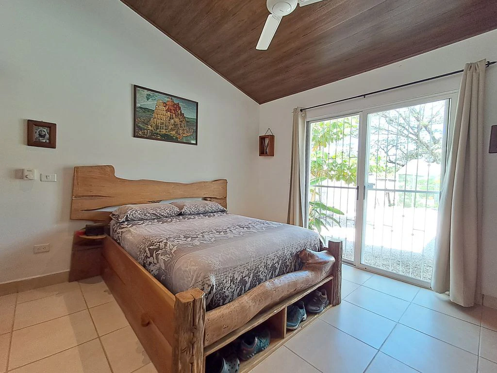 Casa de la Vida Loca: A Pura Vida Lifestyle with Income Potential - Gallery image 9