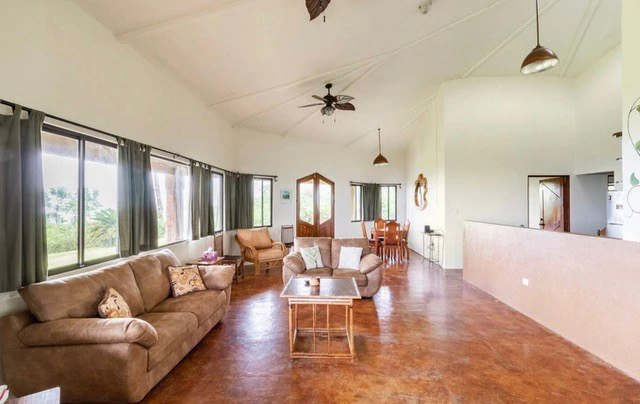 NATURE LOVERS PARADISE ! Jungle home on 25 acres with beautiful views - Gallery image 6