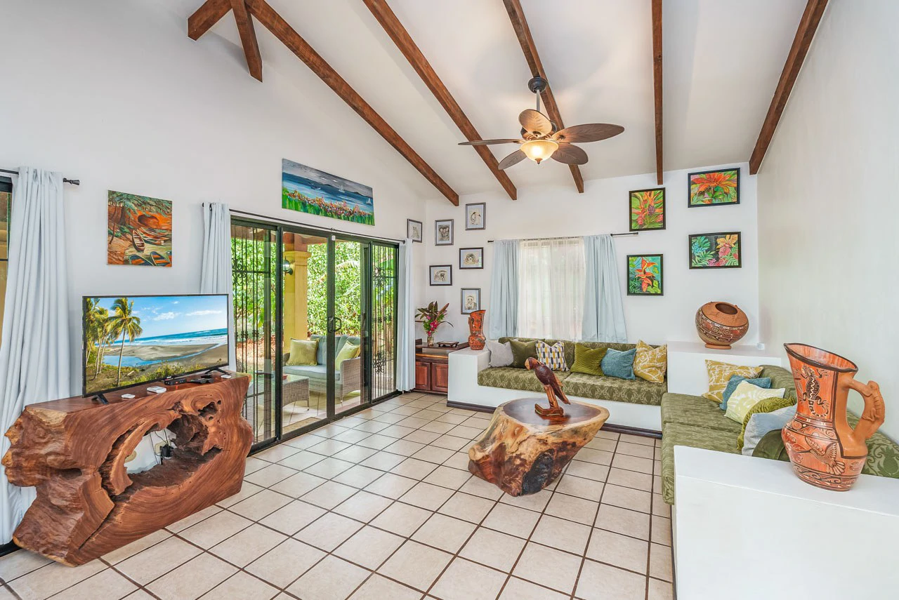 Iguana Villas #6: Upgraded, Furnished Villa Steps from Playa Blanca - Gallery image 12