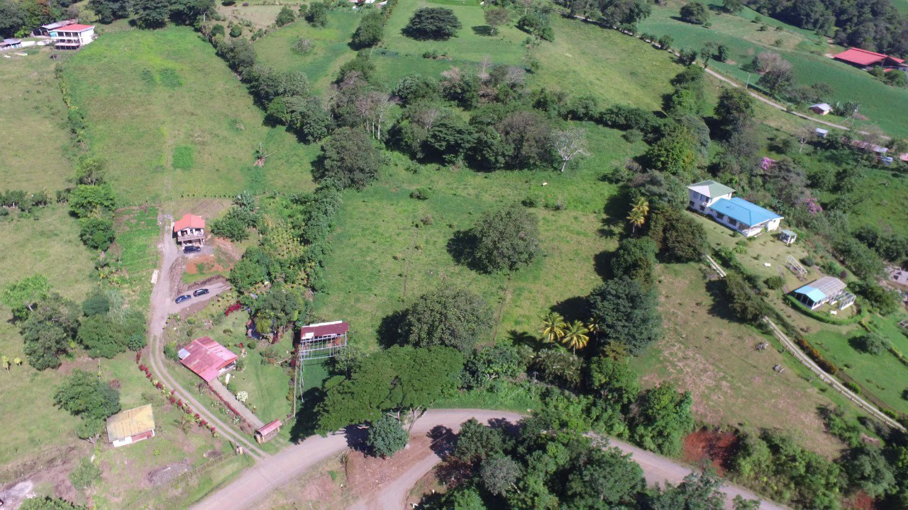 BAHIA PESCADORA: Lakefront and Countryside Home Construction Site For Sale in Nuevo Tronadora - Gallery image 10