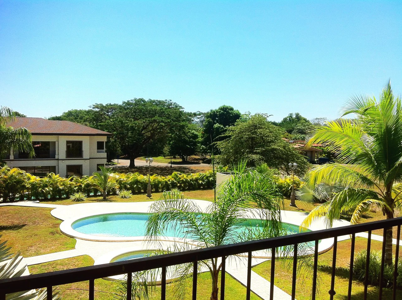 Ocean Dreams 7 $280,000 USD: Gated Los Delfines Golf & Country Club Beachfront Village - Gallery image 8