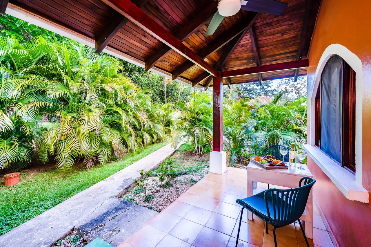Casa Papaya Villaggio II, 431B: Renovated One-Bedroom Condo Steps from 7 Beaches - Gallery image 12