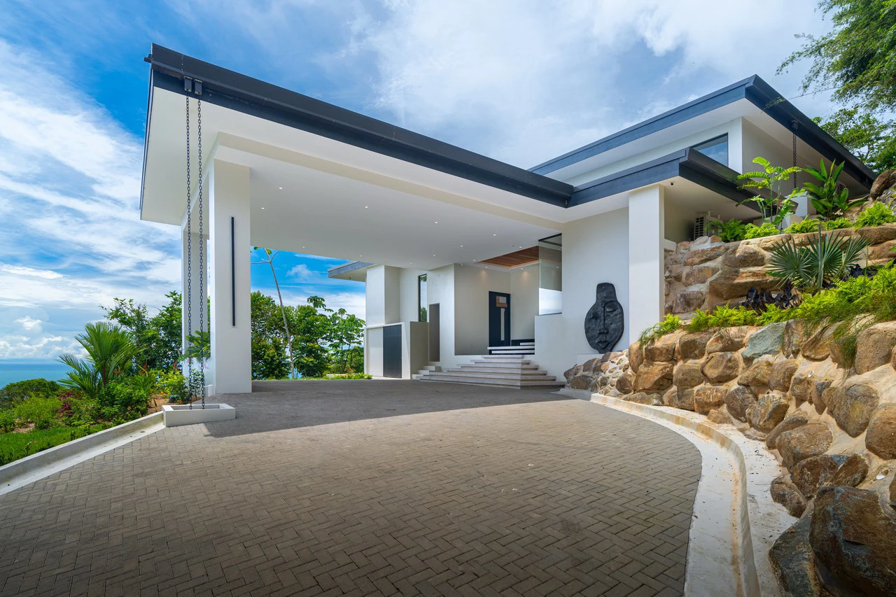 Acqua Blu: Mountain House For Sale in Escaleras - Gallery image 43