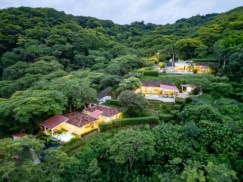 Villas Vista Verde: Tropical Hilltop Estate with breathtaking views - Gallery image 3