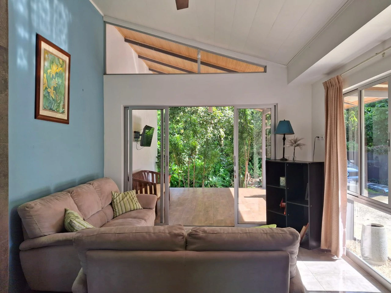 Casa Hacienda: Modern single level in Prestigious Hacienda del Paseo - Gallery image 12