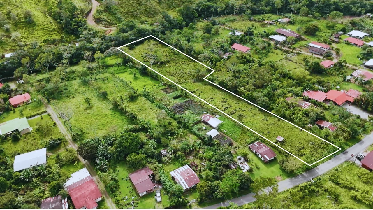 Home Construction Site For Sale in Centro de Pérez Zeledón