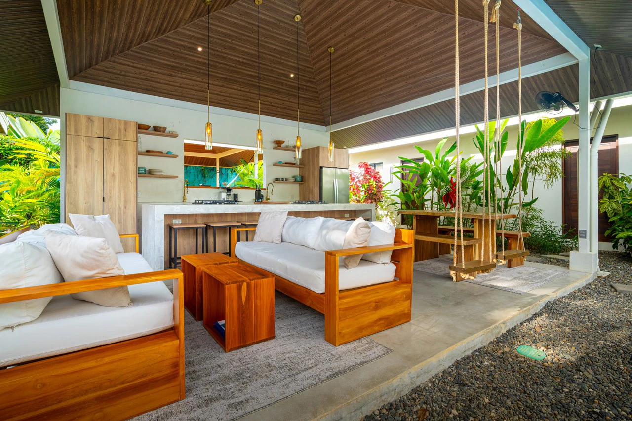 Income Ready Boutique Investment near Whale's Tail Beach - Gallery image 20