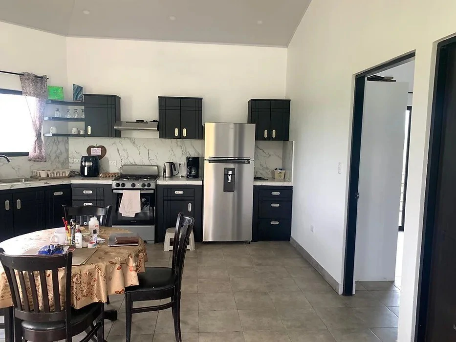 SUNNY BAY VILLA: Duplex in Gated Lakeside Community with Clubhouse and Pool - Gallery image 8