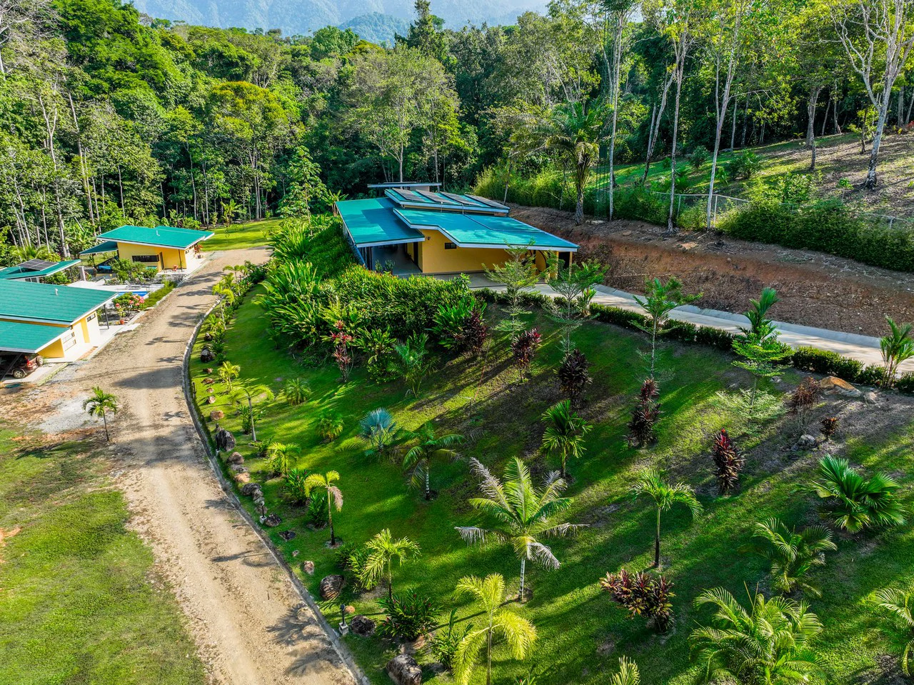 Custom Built Luxury Retreat with Guest Villas in Ojochal - Gallery image 55