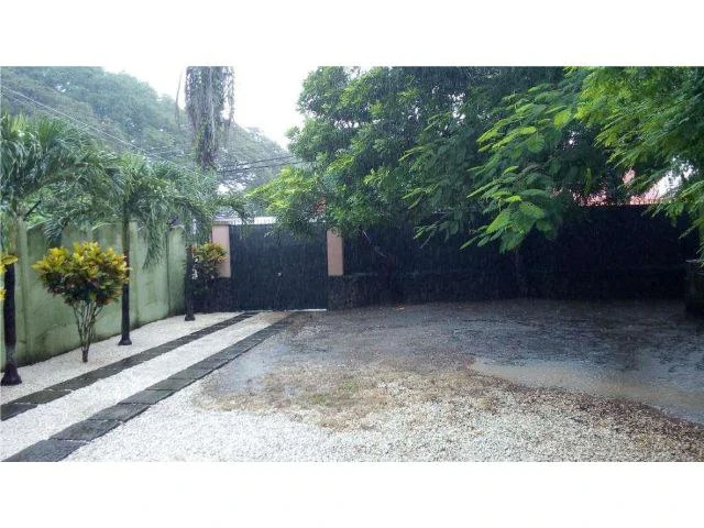 Private house for sale, detached and spacy modern 3-bed home for sale in the center of Liberia - Gallery image 7