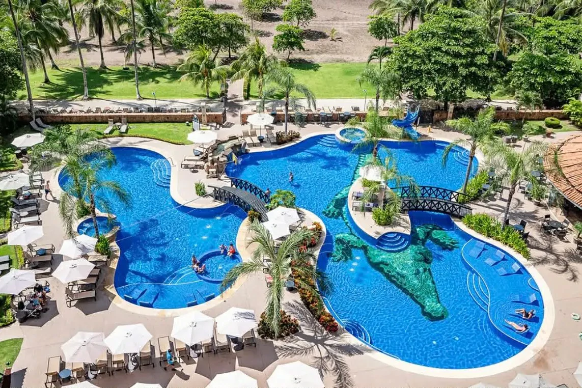 Beachfront Ocean View 1-BR Condo at Croc’s Resort & Casino – Jacó - Gallery image 4