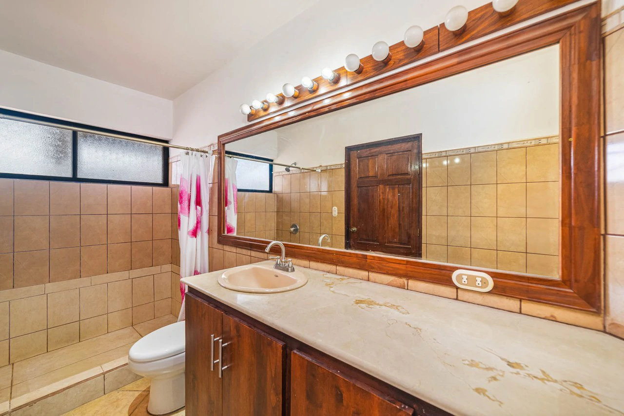 Colinas de Golf #23: 2BR Townhome 10Min Drive to Playa Grande - Gallery image 17