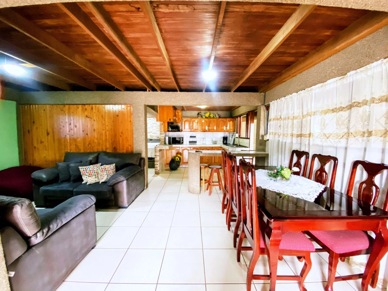 CASA EN VENTA EN BARRIO BOSTON, PEREZ ZELEDON: House For Sale in San Isidro del General - Gallery image 11