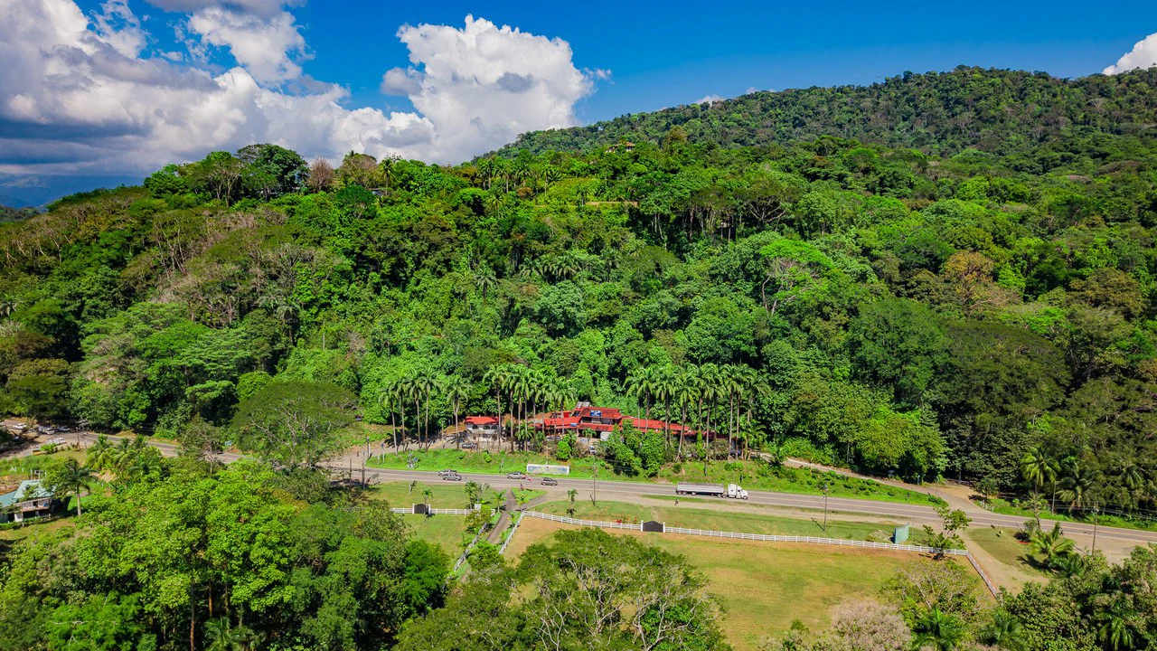 Prime Commercial Plaza for Sale in Playa Dominical - Gallery image 27